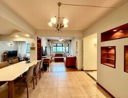 Blk 578 Hougang Avenue 4 (Hougang), HDB Executive #611171321